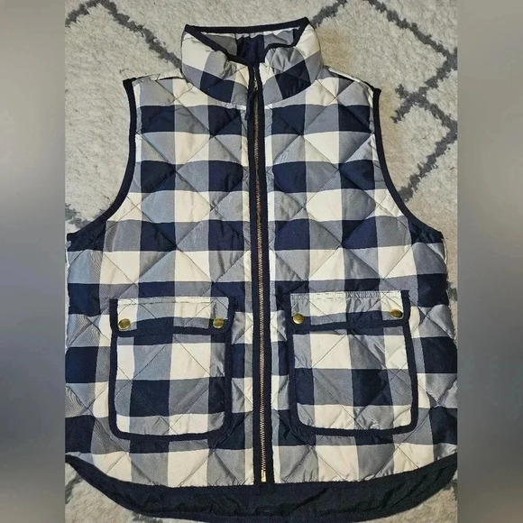 J. Crew Jackets & Blazers - Jcrew down filled vest large